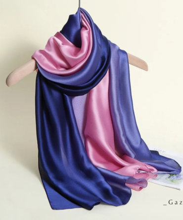 Comfy Sharp Blue And Pink Gradient Scarf