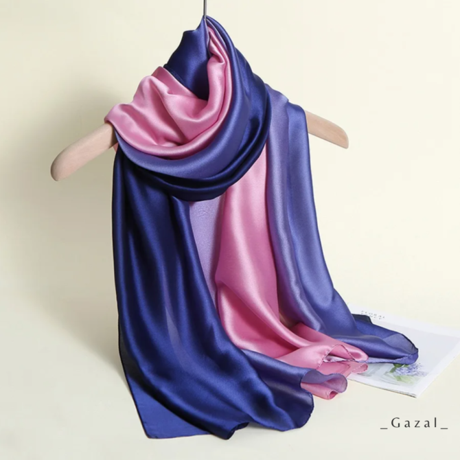 Comfy Sharp Blue And Pink Gradient Scarf